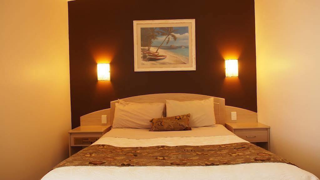 The Whale Inn Narooma Εξωτερικό φωτογραφία